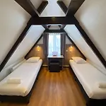 أولد كوارتر 2* أمستردام