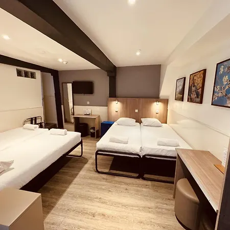 Hotel Old Quarter 2*
