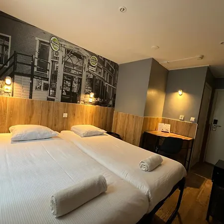 Old Quarter Hotel