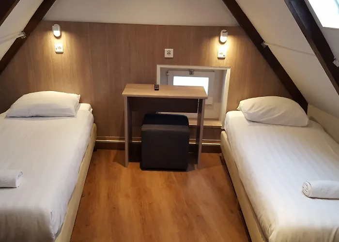 Hotel Old Quarter 2*