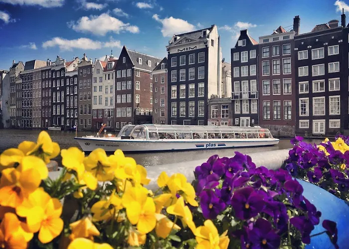 Old Quarter Hotel 2*