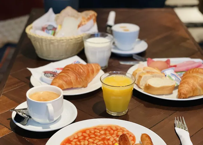 Old Quarter Hotel 2*