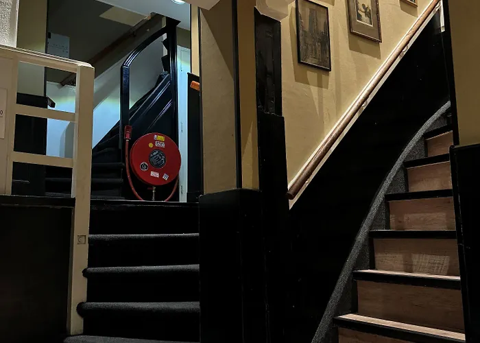 Old Quarter Hotel 2*