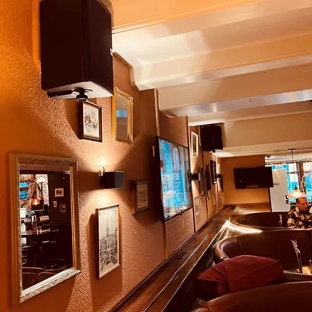 Old Quarter Hotel 2*